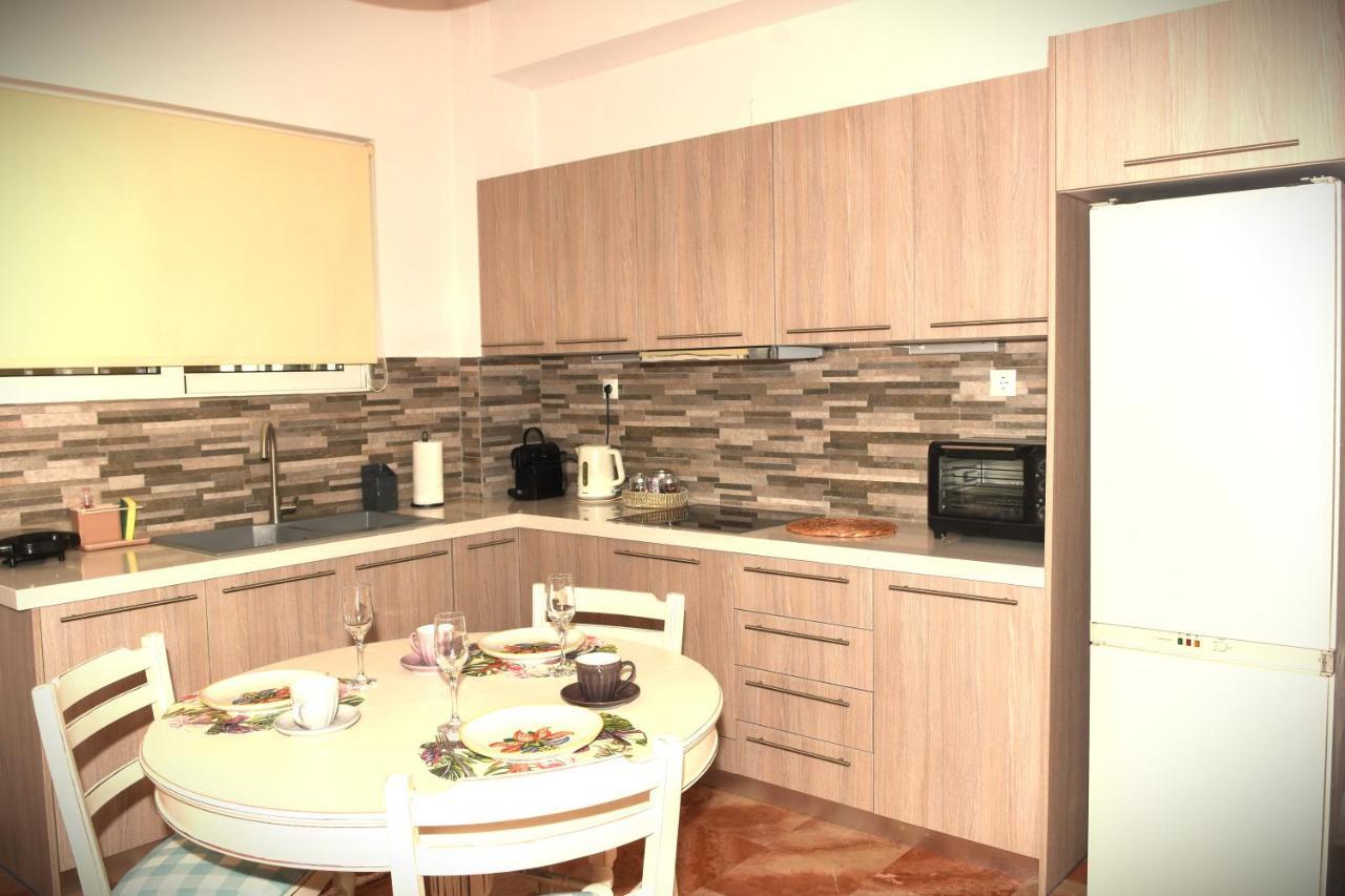 Apartmán Ellis House Agrinio Exteriér fotografie