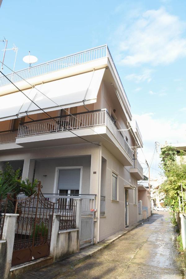Apartmán Ellis House Agrinio Exteriér fotografie